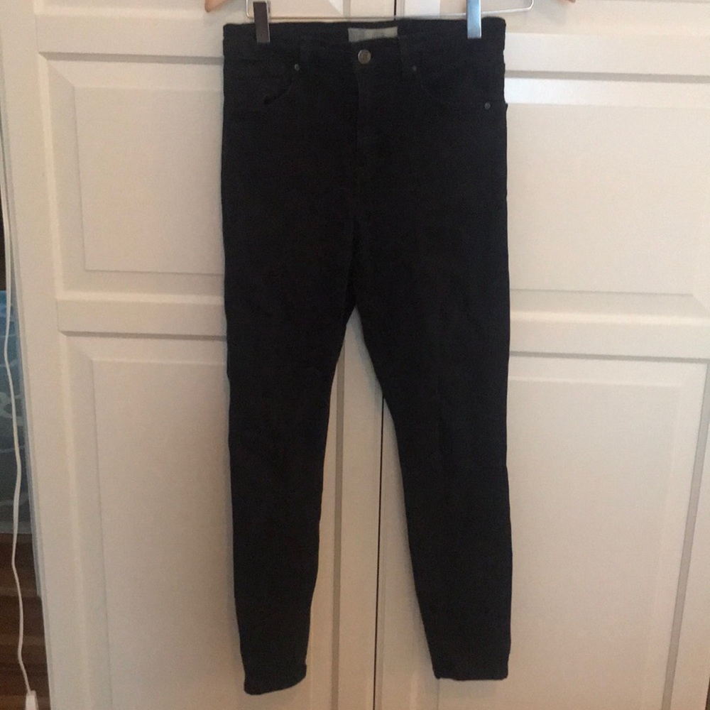 Topshop Black Jeans; size 28